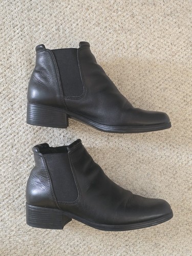Vintage women black hush - women's,