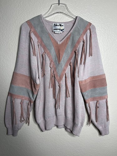 Vintage women pioneer wear - vintage, women’s