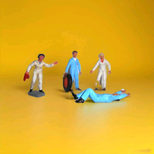 Britains Garage petrol pump