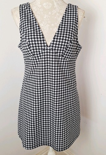 Bnwt new look black dogtooth - look,
