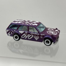 Hot Wheels '71 Datsun Bluebird