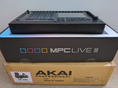 Akai professional mpc live - akai,