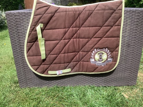 Full size numnah saddle - /,