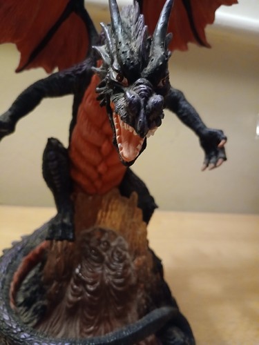 Tudor mint large lava - tudor, dragon