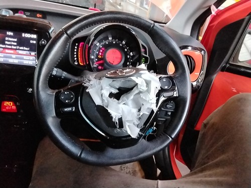 Steering wheel toyota aygo - aygo, mk2