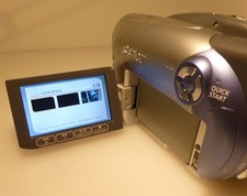 Canon dc201 dvd camcorder - camcorder, in