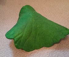 Small Animal hard moulded leaf
