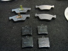 FOR MERCEDES C250TD ESTATE FRONT REAR BRAKE PADS