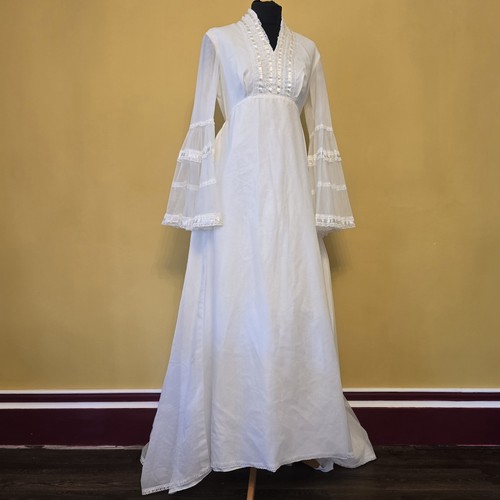 Vintage 1970s ethereal belle - vintage,