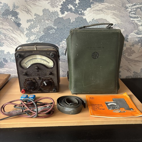 Universal avometer multi - universal,
