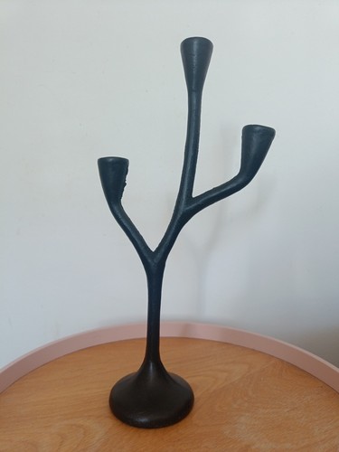 Vintage 1980s brutalist - vintage, cast