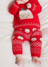 Red Christmas Pudding Set