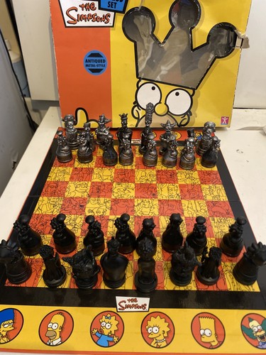 The simpsons 2005 chess - the, set