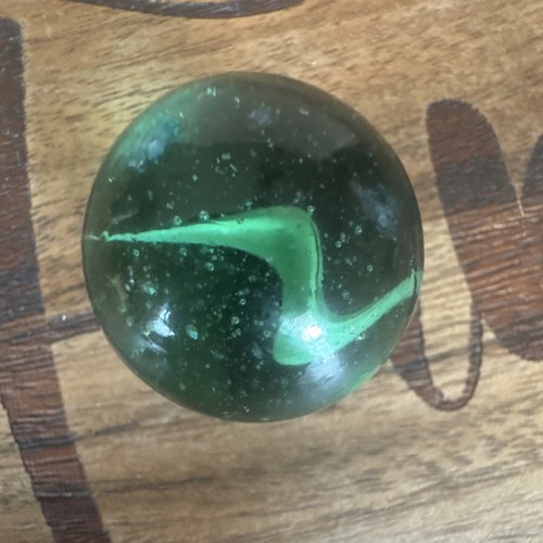 Vintage green middle swirl - green,