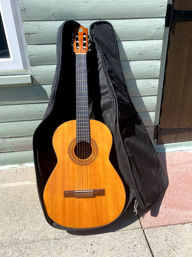 Admira spanish guitar - admira,