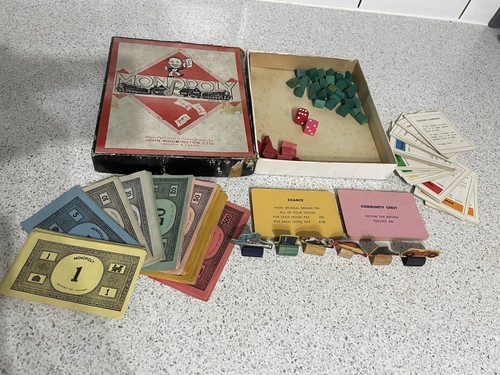 1940 monopoly houses - houses, hotels