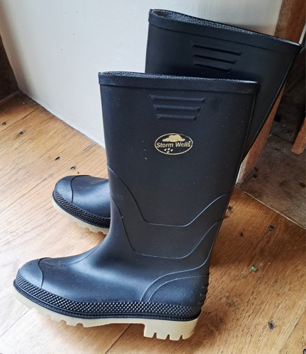 Kids black wellington boots - black,