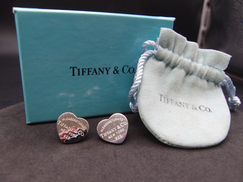 Tiffany return to - &,