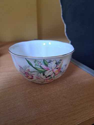 Roslyn fine bone china - fine,