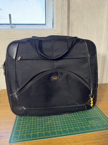 Samsonite wheeled laptop - wheeled,