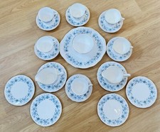 *COLLECTORS DISPLAY* Colclough Braganza Bone China Set