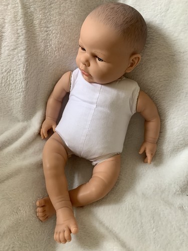 Baby doll realistic no - baby,