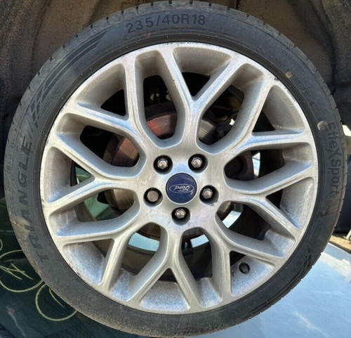 Genuine ford focus - ✅,