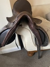 17.5” Spalding Britannia Elite English Leather Dessage Saddle Narrow - Medium