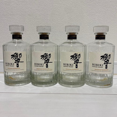 Empty bottle suntory whiskey - empty,
