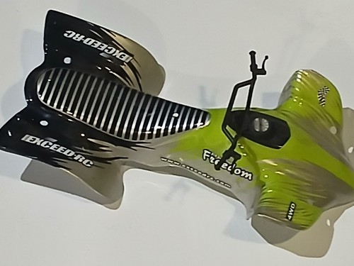 Quad body pre painted - ,