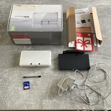  Nintendo 3ds Ice White. Boxed