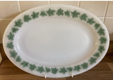Vintage Phoenix Opalware Pyrex Platter 34cm Meat Serving Plate Ivy Vine Leaf