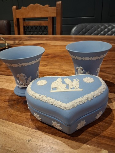 Set wedgewood items 2 x - 3,