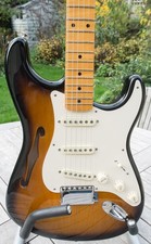 Fender Eric Johnson Thinline Stratocaster in beautiful condition