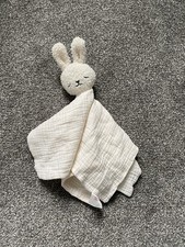 H And M H&M White Beige Bunny