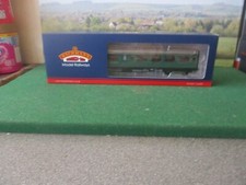 BACHMANN 00 SR BULLIED BRAKE 3RD SEMI-OPEN MALCHITE GREEN '4342' CAT NO.34-725A