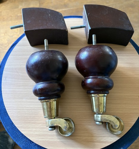 Wood brass laura ashley - &,