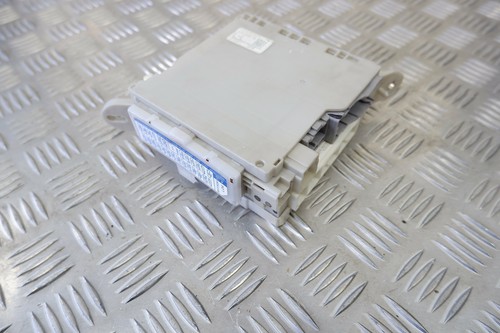 Lexus ls600h 2008 rear fuse - ls600h,