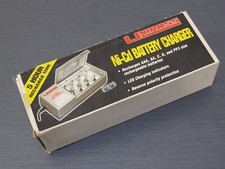 Uniross Ni-Cd battery Charger
