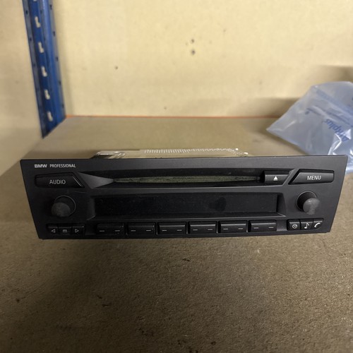 Factory radio bmw - 1, e87