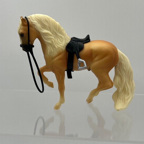 Vintage 1999 breyer stablemate - 1999,