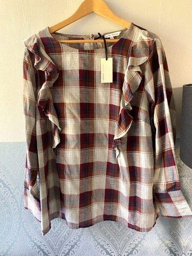 New capsule ladies plus - new,