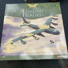 Corgi Unsung Heroes Boeing B-52D Diamond Lil 1972 1:144 AA 33502