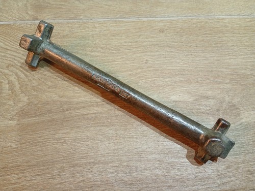 Halfords met sump key - met,