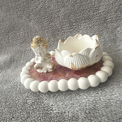 Handmade white lotus tea light - handmade,