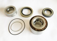 REAR WHEEL BEARING KIT WITH