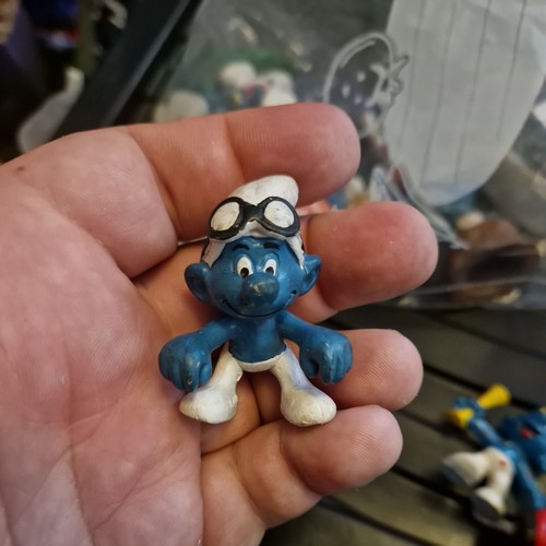 40203 super smurf - super,