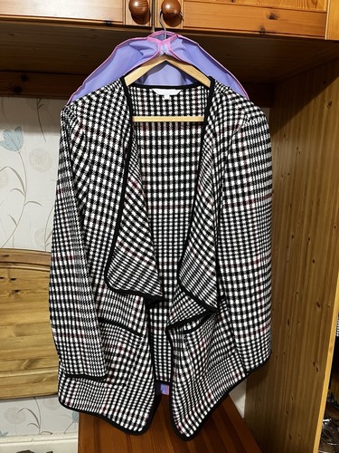 Red herring size large - red,