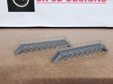 Set of 2 Z Gauge Train Maintenance and cleaning Platform 3D printed in grey