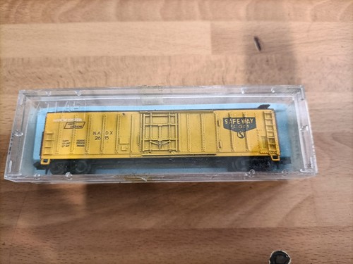 Gauge safeway reefer - safeway,